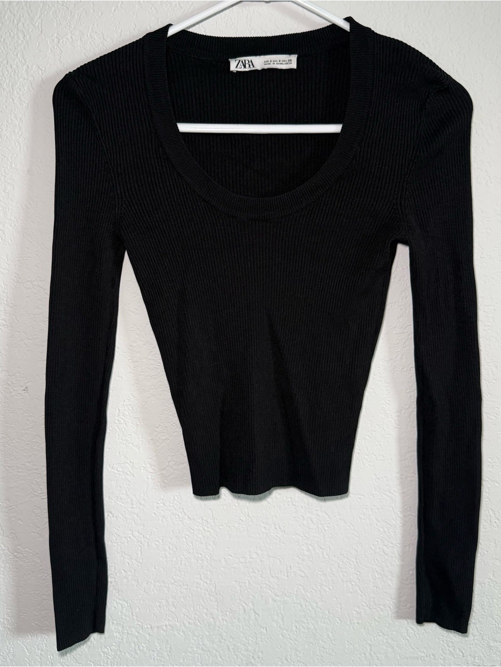 Zara Women’s Black Ribbed Knit Long Sleeve Scoop Neck Crop Top Size Small